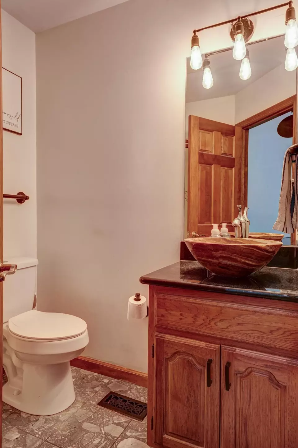 Bath - 7116 Dominican Dr, Dayton, OH 45415 photo 1 of 11