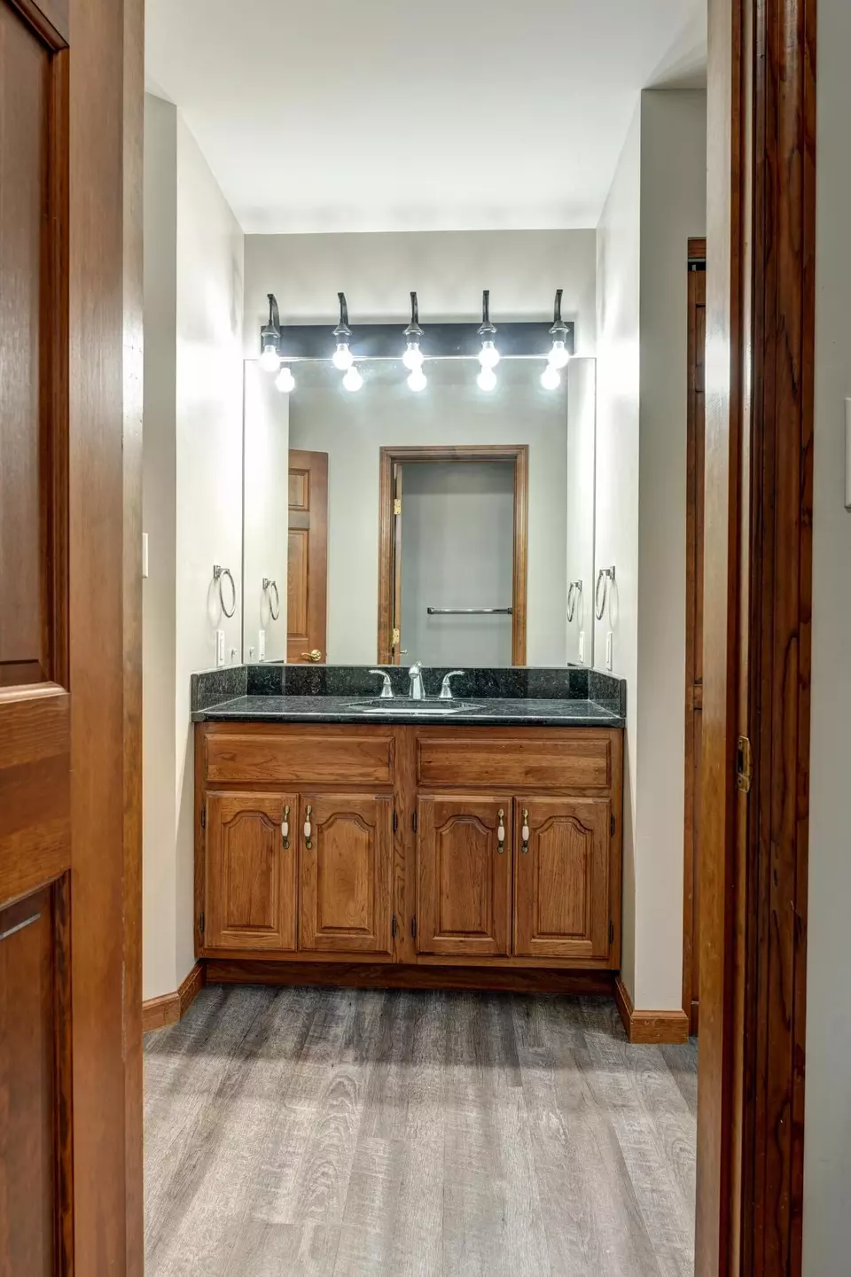 Bath - 7116 Dominican Dr, Dayton, OH 45415 photo 5 of 11