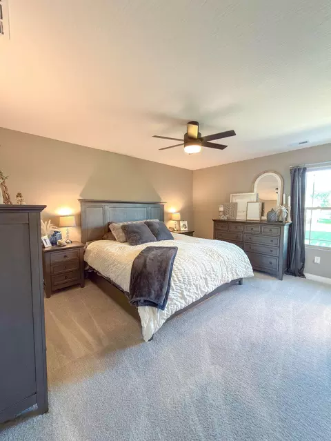 Bedroom - 287 Hampton Trl, Springfield, OH 45502 photo 2 of 4