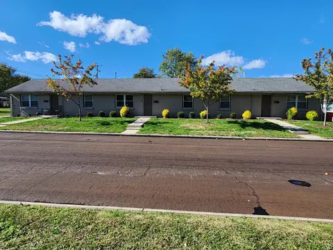 6 Stewart Ave, London, OH 43140