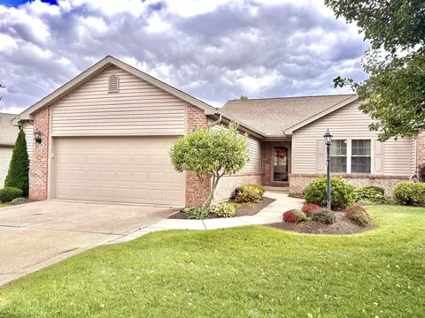 4080 Brookshore Dr, Lima, OH 45801