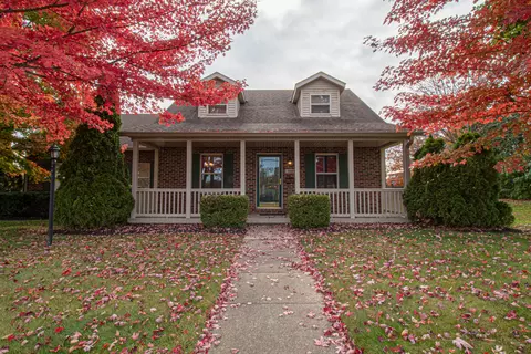 1461 Student Ave, Springfield, OH 45503