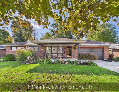 8 Meadowlawn Dr, Arcanum, OH 45304