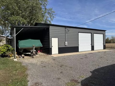 8128 Midway Dr, Russells Point, OH 43348