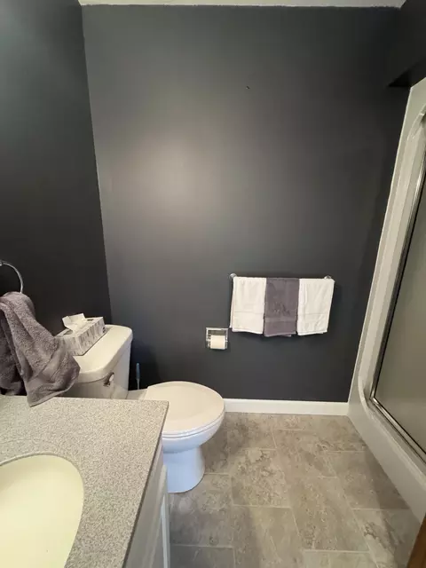 Bath - 7680 Celina Mendon Rd, Celina, OH 45822 photo 1 of 4