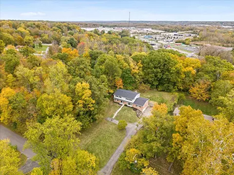 View/Area - 844 White Oak Dr, Springfield, OH 45504 photo 2 of 3