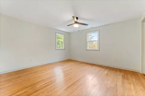 Bedroom - 844 White Oak Dr, Springfield, OH 45504 photo 2 of 4