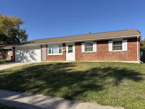 1620 Haverhill Dr, Piqua, OH 45356