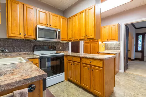 608 Foraker Ave, Sidney, OH 45365 photo 4