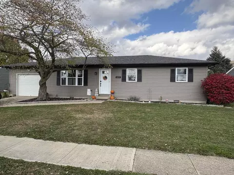 103 Redbud Cir, Jackson Center, OH 45334