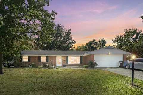 37 Beaumont Pl, Lima, OH 45805