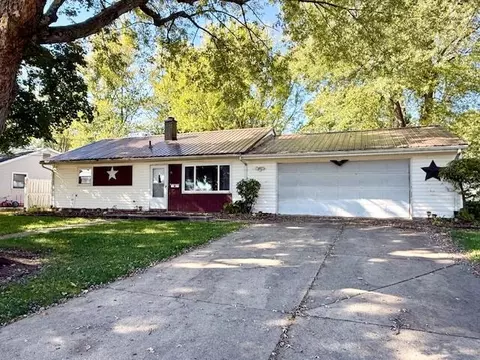 218 Lyndhurst Dr, Piqua, OH 45356