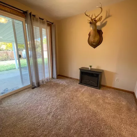 1027 Regan Ln, Springfield, OH 45503 photo 11