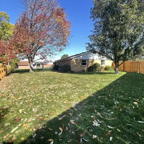1027 Regan Ln, Springfield, OH 45503 photo 29