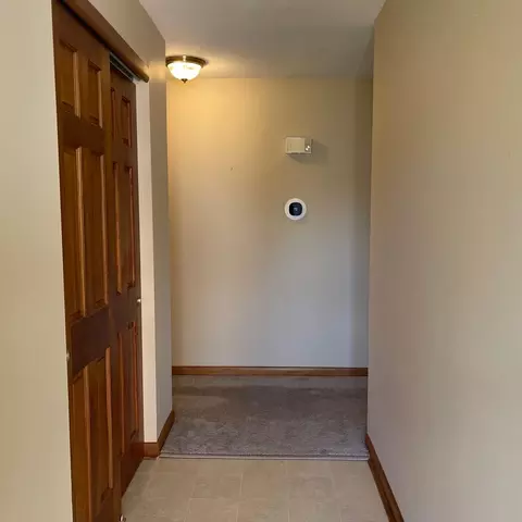 1027 Regan Ln, Springfield, OH 45503 photo 3