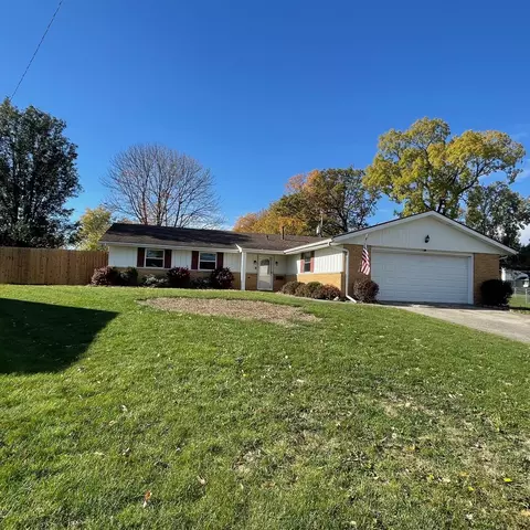 1027 Regan Ln, Springfield, OH 45503 photo 2