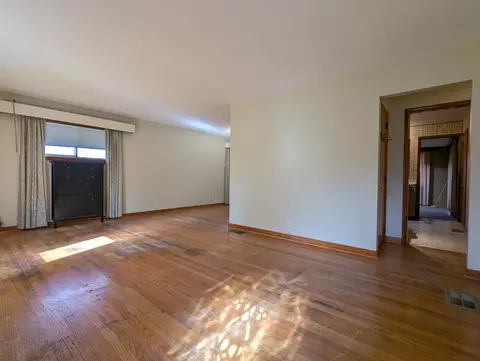 572 Piney Branch Dr, Springfield, OH 45503 photo 7