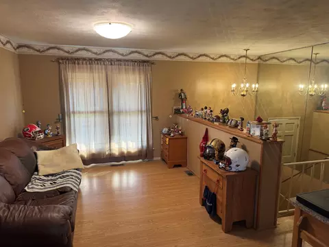 Living - 3131 Revels St, Springfield, OH 45503 photo 1 of 1