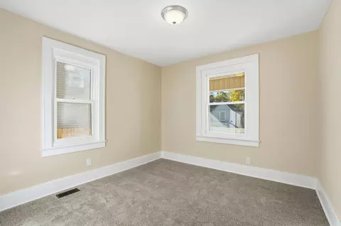 Bedroom - 1212 W Pleasant St, Springfield, OH 45506 photo 1 of 8