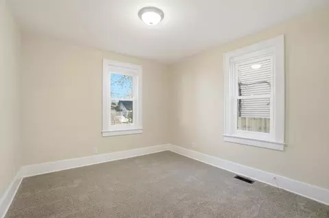 Bedroom - 1212 W Pleasant St, Springfield, OH 45506 photo 3 of 8