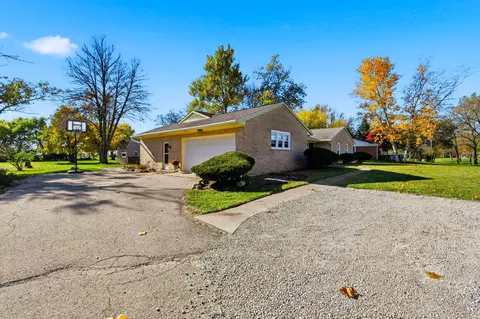 7585 Wrenview Dr, Springfield, OH 45502 photo 4