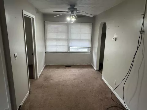 Living - 2221 Harshman Blvd, Springfield, OH 45504 photo 2 of 3