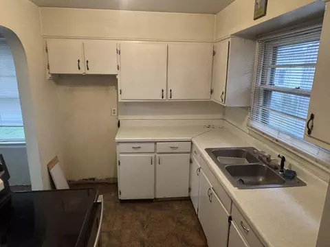 Kitchen - 2221 Harshman Blvd, Springfield, OH 45504 photo 1 of 1