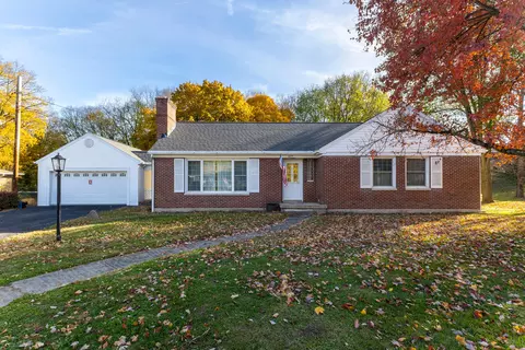 825 Covington Ave, Piqua, OH 45356