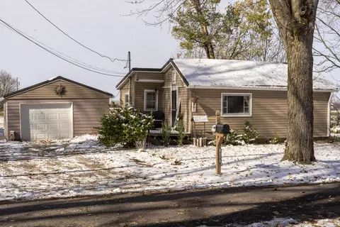 450 Lake Ave, Russells Point, OH 43348