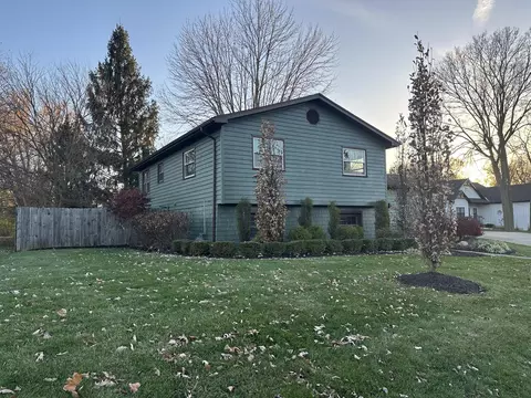 1111 Marwood Dr, Piqua, OH 45356