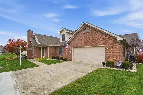 Exterior - 862 Brendle Trce, Springfield, OH 45503 photo 4 of 9
