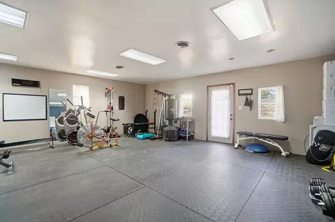 Other - 917 White Oak Dr, Springfield, OH 45504 photo 31 of 37