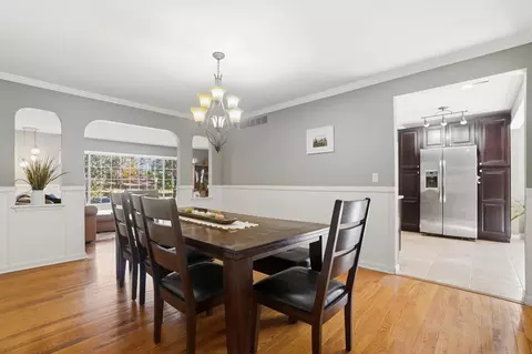 Dining - 917 White Oak Dr, Springfield, OH 45504 photo 4 of 8