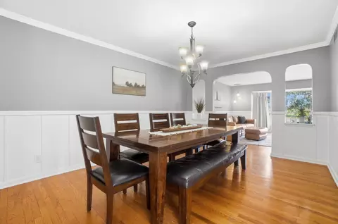 Dining - 917 White Oak Dr, Springfield, OH 45504 photo 3 of 8