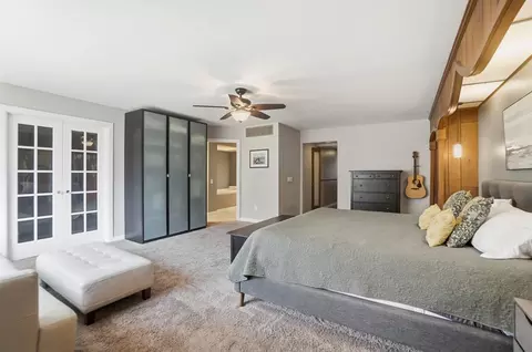 Bedroom - 917 White Oak Dr, Springfield, OH 45504 photo 7 of 16