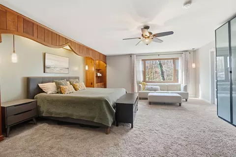 Bedroom - 917 White Oak Dr, Springfield, OH 45504 photo 1 of 16