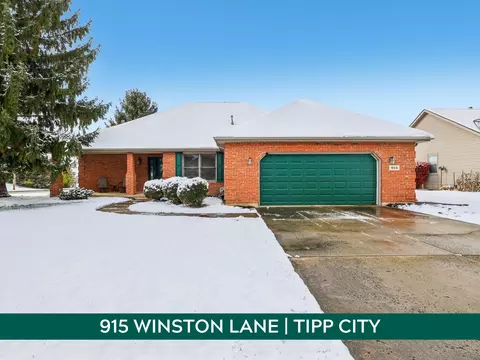 915 Winston Ln, Tipp City, OH 45371