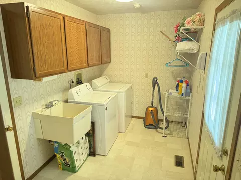 Other - 3077 E Brixton Dr, Springfield, OH 45503 photo 4 of 4