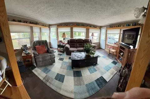 2434 S Burnett Rd, Springfield, OH 45505 photo 8