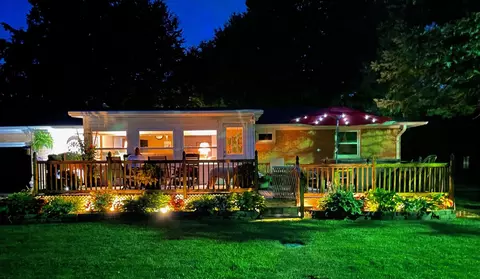 2434 S Burnett Rd, Springfield, OH 45505
