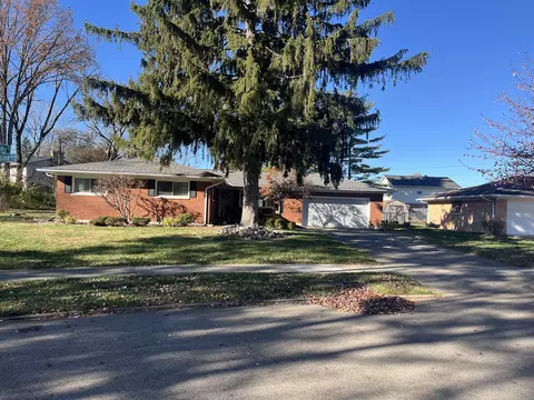 622 Windsor Rd, Troy, OH 45373
