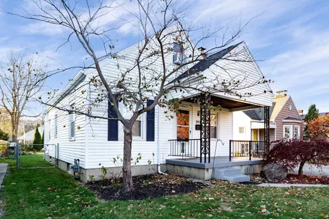 2821 Kenview Ave, Dayton, OH 45420