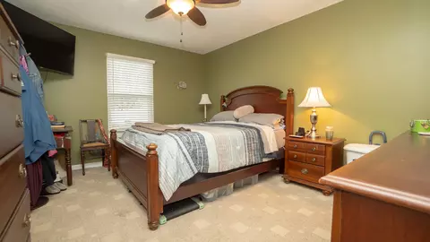 Bedroom - 1309 6th Ave, Sidney, OH 45365 photo 3 of 4