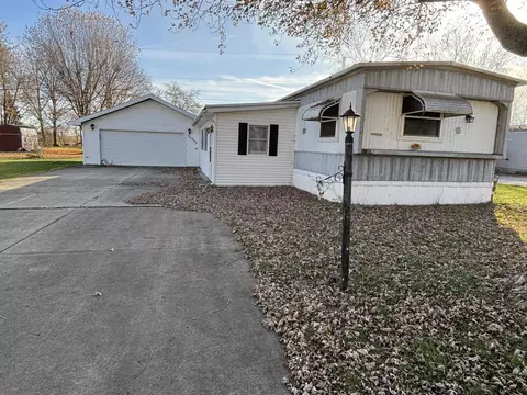 11773 Sunview Ave, Lakeview, OH 43331