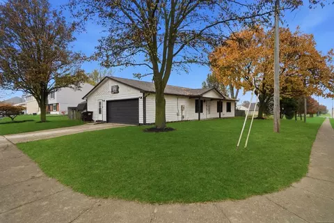 1360 Vista Ridge Dr, Miamisburg, OH 45342