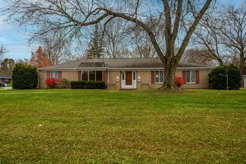 3136 Suburban Dr, Dayton, OH 45432