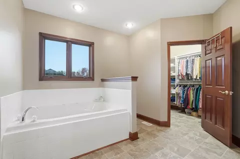 Other - 415 Carillion Dr, Springfield, OH 45503 photo 6 of 21