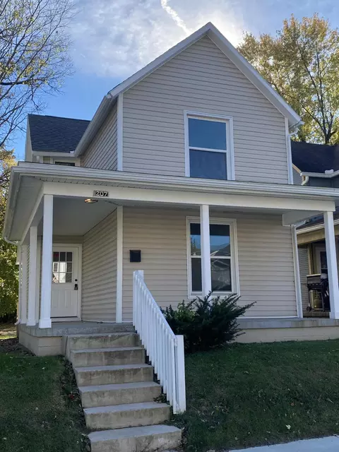 1207 W Pleasant St, Springfield, OH 45506