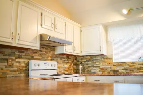Kitchen - 1831 Pinehurst Dr #37, Springfield, OH 45502 photo 1 of 3