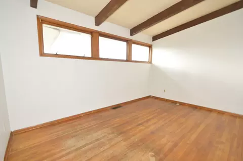 Bedroom - 542 Rosewood Ave, Springfield, OH 45506 photo 2 of 10